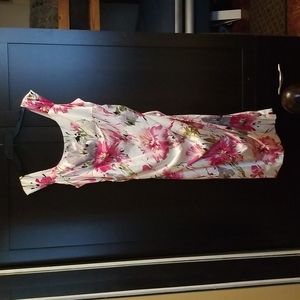 Floral printed satin like ruched dress